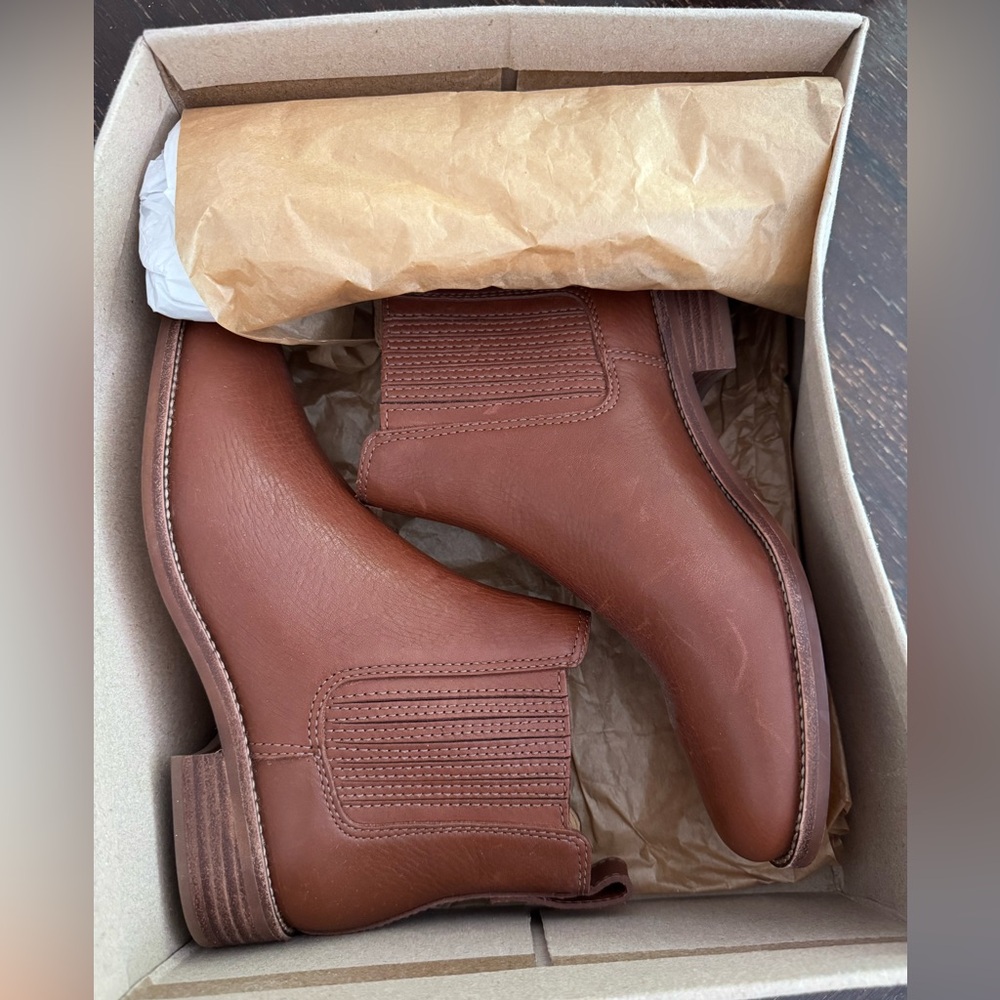 Madewell Flat Chelsea Boots